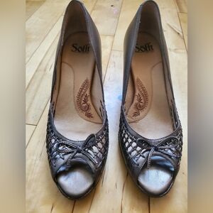 Sofft Metallic Bronze Leather Peep-Toe Heels 8.5